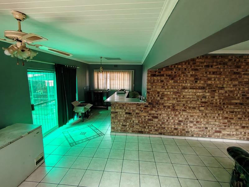 4 Bedroom Property for Sale in Roodia Free State